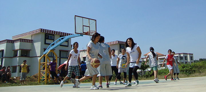Womens basketball at DLIHE